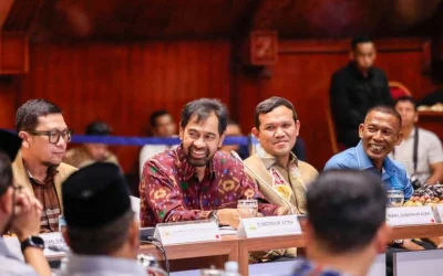 Mualem Desak DPR Sahkan Revisi UU Pemerintah Aceh Sebelum Agustus, Minta Dana Otsus Naik 2,5 Persen