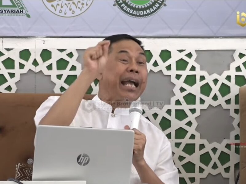 Munarman Bongkar Strategi Gerakan LGBTQ di Indonesia: Isu HAM, Pendidikan, dan Media Jadi Pintu Masuk