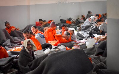 Irak Akan Adili Ribuan Anggota ISIS yang Dipindahkan dari Suriah