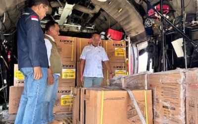 224 Desa di Aceh Masih Gelap Setelah Banjir Bandang, Kementerian ESDM Kirim 1.000 Genset Lewat Hercules