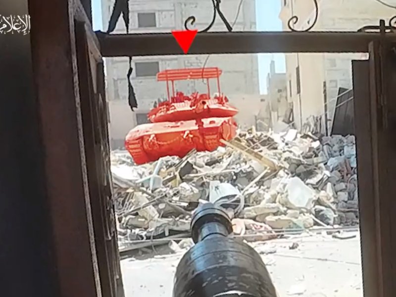 Hamas Hancurkan Tank Merkava 'Israel' Dalam Jarak Dekat