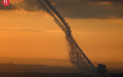 303 Hari Perang Berlalu – Perlawanan Gaza Terus Luncurkan Roket ke ‘Israel’