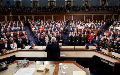 Berusaha Batalkan Serangan Trump ke Iran, Kongres AS Lakukan Voting