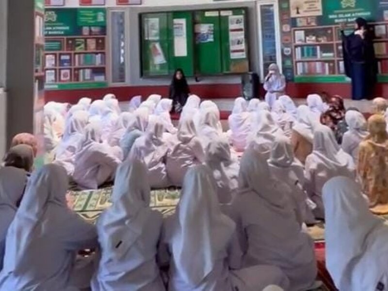 Sambut Ramadhan, IPMI Launching Gerakan Khatam Qur'an Serentak di Berbagai Sekolah