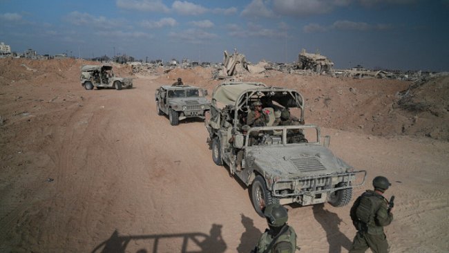 Usai Kesepakatan Terbentuk, Bagaimana Nasib Warga Palestina yang Bekerja Sama dengan &#8216;Israel?