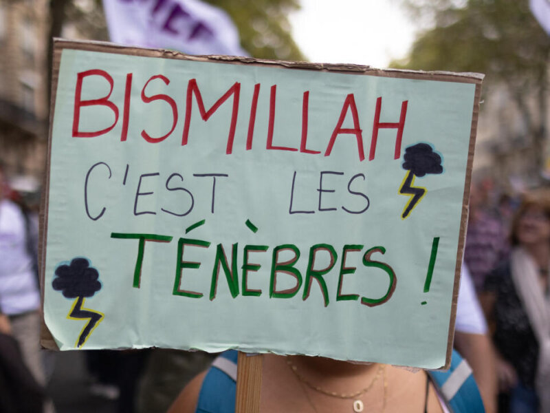 Slogan 'Bismillah' Viral dalam Demo Prancis, Apa Maksudnya?
