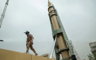 IRGC: Kami yang Menentukan Akhir Perang, dan Kami Menantikan Kedatangan Angkatan Laut AS di Hormuz