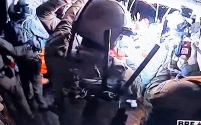 ‘Israel’ Interogasi Dua Aktivis Handala, Yang Lain Mogok Makan dan Menolak Deportasi