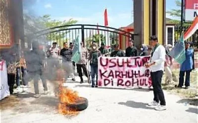 Soroti Karhutla, Mahasiswa di Makassar Unjuk Rasa
