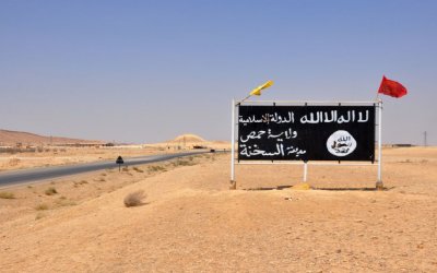 Komandan SDF dan Tentara Rezim Tewas dalam Dugaan Serangan ISIS di Suriah