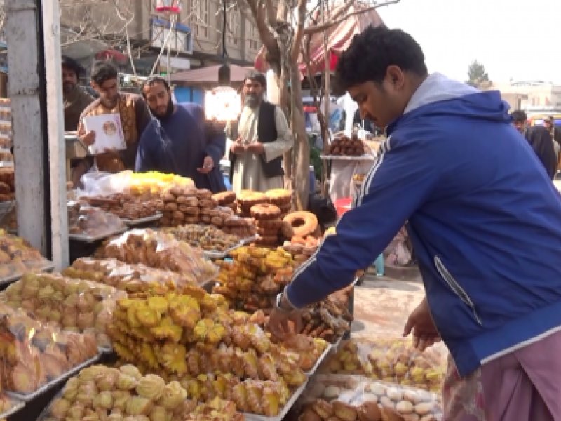 Toko-toko Kue di Herat Berkembang Selama Ramadhan, Meskipun Ada Kesulitan Ekonomi