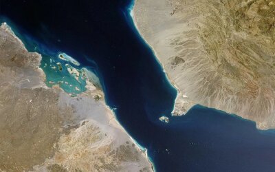 Houtsi Kuasai Pulau Strategis Zuqar, Saudi Terancam
