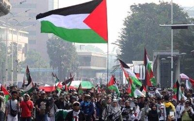 Aksi Solidaritas Palestina Warnai CFD Jakarta, Massa Desak Mesir Buka Perbatasan Rafah