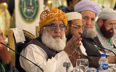 Ulama Pakistan Larang Islamabad Terlibat Misi Perlucutan Senjata Hamas