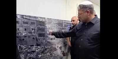 Siksa Mental Tahanan Palestina, Itamar Ben-Gvir Pajang Foto Kehancuran Gaza