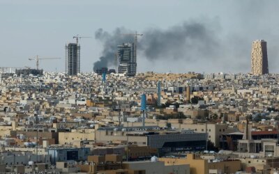 Sekolah Riyadh Beralih Daring di Tengah Ancaman Houtsi