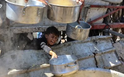 Dua Tahun Genosida: Anak-Anak Gaza Mati Kelaparan di Tengah Kebisuan Dunia