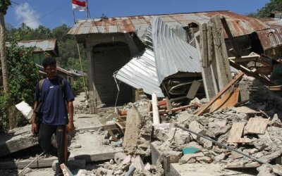 Derita Pengungsi Korban Gempa NTT, Butuh Kehadiran Sistem Islam