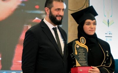 Tampil Memukau Saat Pidato, Warga Sambut Antusias Wisuda Istri Presiden Suriah