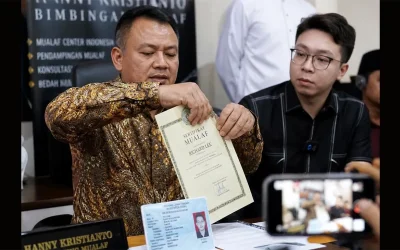 Sertifikat Mualaf Dicabut, Hanny Kristianto Tegaskan Tak Cabut Status Islam Richard Lee
