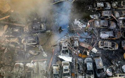 Gencatan Senjata di Ujung Tanduk, Lebanon Diserang, Iran Ancam Tutup Kembali Hormuz