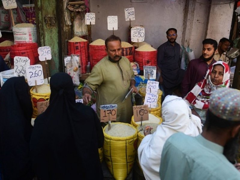 Krisis Kian Memburuk, Pakistan Terpaksa Setujui Syarat Mencekik IMF