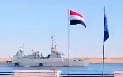 Viral! Kapal Perang ‘Israel’ Melewati Terusan Suez