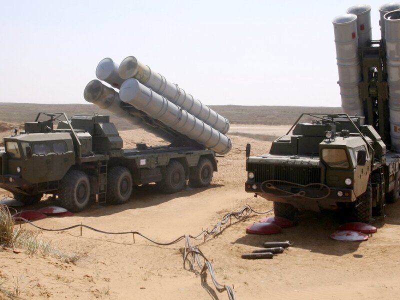 Meski Meminta Iran untuk Menghindari Korban Sipil, Rusia Tetap Kirim Senjata ke Teheran