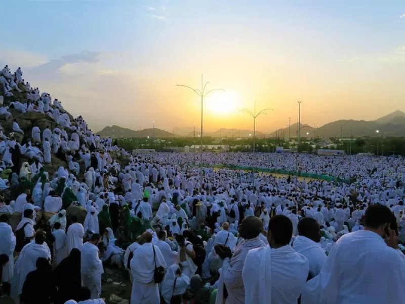 Khutbah Wukuf Arafah 1446 H / 2025 M: Memenuhi Undangan Haji ke Baitullah