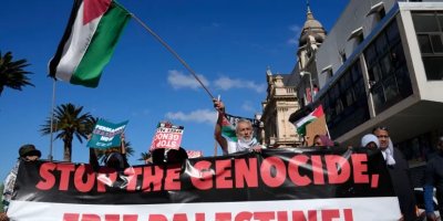 Afrika Selatan Cabut Bebas Visa Palestina usai Temukan Operasi Gelap ‘Israel’ Pindahkan Warga Gaza