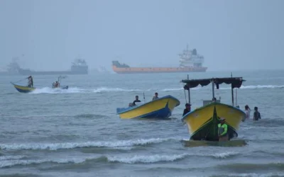 Garda Revolusi Iran Katakan Telah Menghentikan 3 Kapal Tanker Minyak di Selat Hormuz