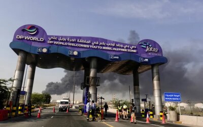 Iran Perluas Serangan Rudal ke 8 Negara Arab, AS Evakuasi Diplomat dari Kawasan