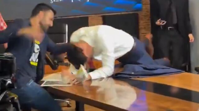 Bahas Gaza Berujung Bentrok, Mantan Tentara "Israel" Ricuh Dengan Kandidat Kongres AS