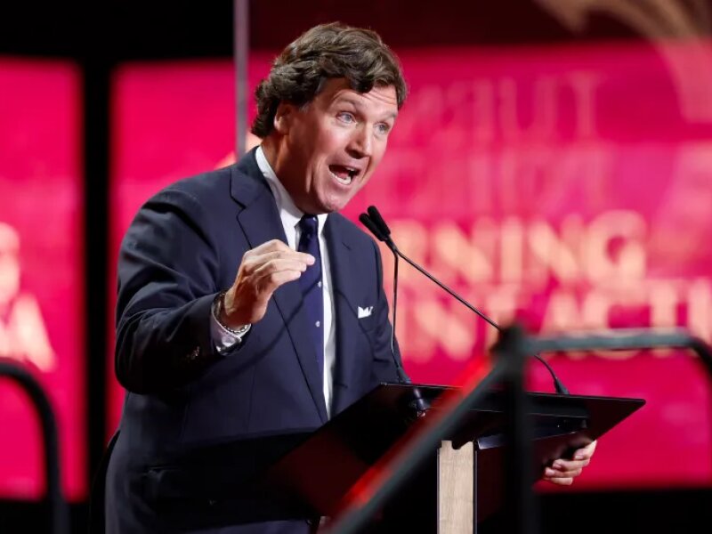 Retak dengan Trump, Tokoh Konservatif AS Bahas Pembentukan Partai Ketiga di Rumah Tucker Carlson