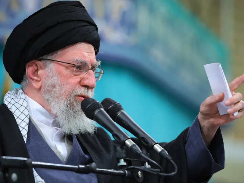 Khamenei Ancam AS, Serangan ke Iran Akan Memicu Perang Skala Regional