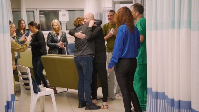 Demi Bebaskan 2 Sandera, &#8216;Israel&#8217; Bantai Puluhan Warga Palestina