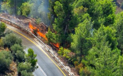 Kebakaran Hebat Melanda ‘Israel’ Utara usai 130 Roket Ditembakkan dari Lebanon