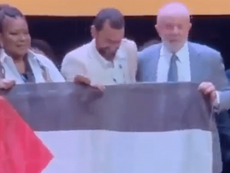 Presiden Brazil Kibarkan Bendera Palestina saat Perayaan Nasional