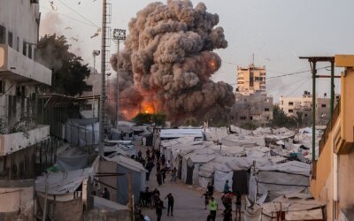 Tolak Kesepakatan Hamas-AS, 'Israel' Kembali Bombardir Gaza