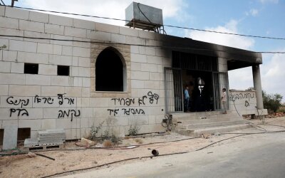 Masjid di Tepi Barat Dibakar dan Divandal Pemukim 'Israel'