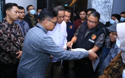 OJK Ungkap Dugaan Fraud Pinjol Dana Syariah Indonesia, Kerugian Capai Rp2,4 Triliun