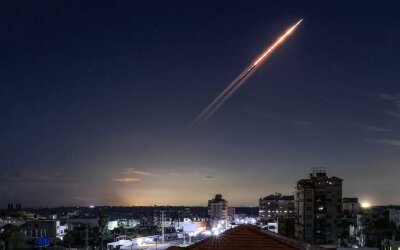 Rudal 1 Ton Iran Hantam Bandara Ben Gurion