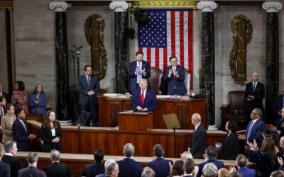 Perang Iran Ungkap Krisis Konstitusi AS, Trump Dinilai Rebut Wewenang Kongres
