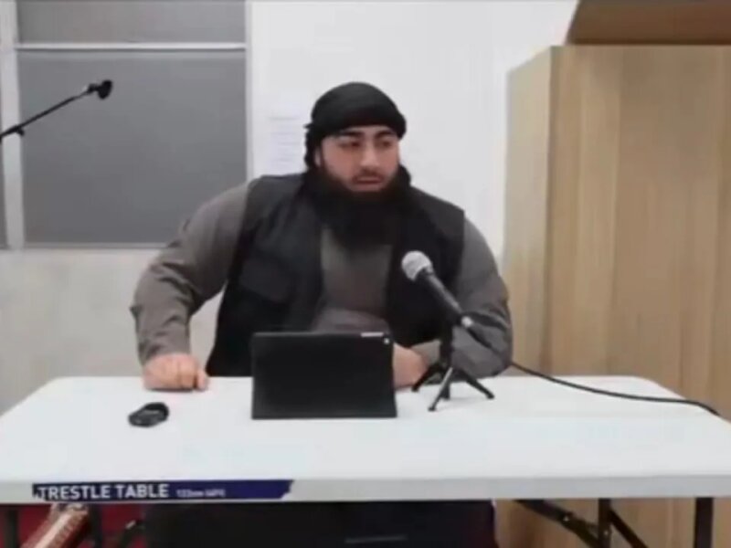 Melbourne Heboh! Penceramah Muslim Seru “Angkat Senjata” Lawan Yahudi dan Nasrani