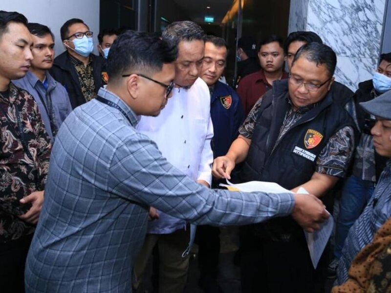 OJK Ungkap Dugaan Fraud Pinjol Dana Syariah Indonesia, Kerugian Capai Rp2,4 Triliun