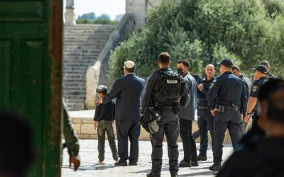 Saudi dan Yordania Berang, Menteri ‘Israel’ Ibadah di Masjid al Aqsa