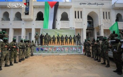 ‘Israel’ Pertimbangkan Kesepakatan Tukar Jenazah dengan Keluar Aman bagi Pejuang Gaza