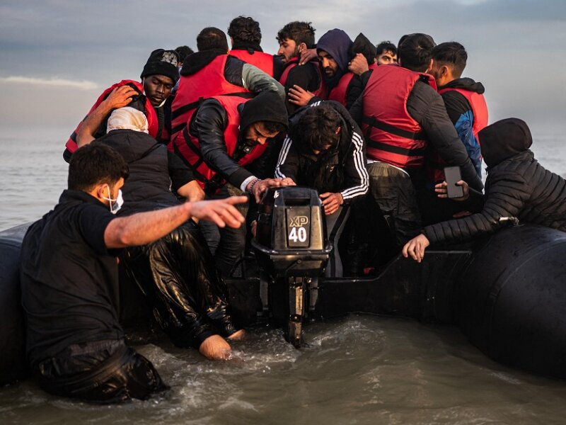 Kapal Pengungsi Afghanistan Tenggelam di Lepas Pantai Prancis, 6 Orang Tewas