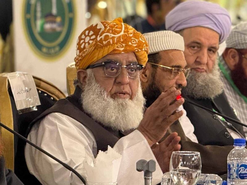 Ulama Pakistan Larang Islamabad Terlibat Misi Perlucutan Senjata Hamas
