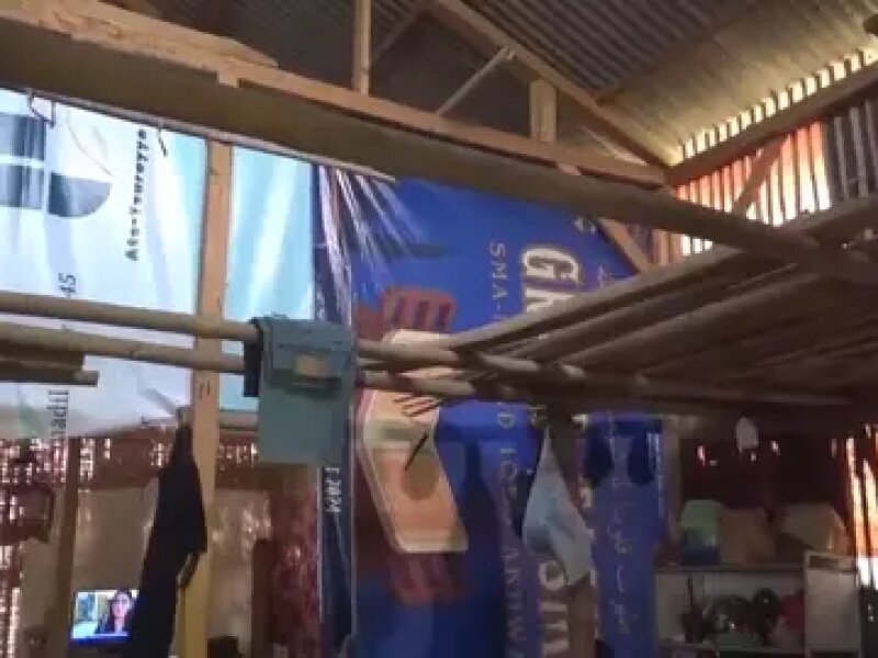 Bantuan Tak Kunjung Cair, Korban Gempa Cianjur Terpaksa Tinggal di Kandang Ayam